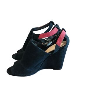 Joe's Jeans Wedged Heel Strapped Sandal Black with Burgundy Womens size 7.5